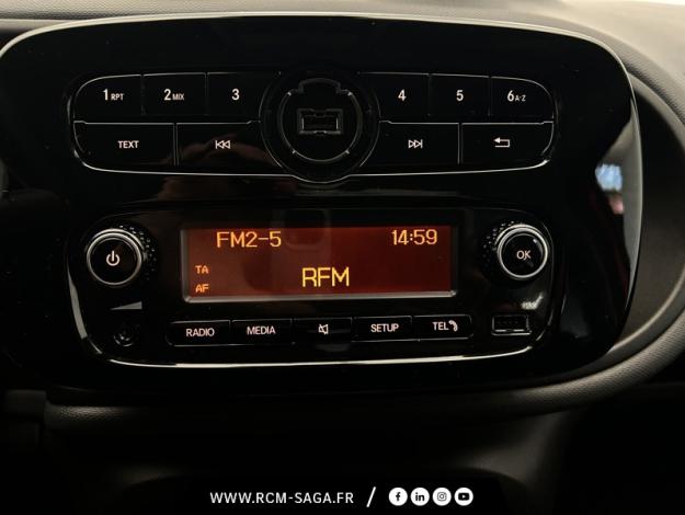 SMART forfour Base 52 kW pure 1.0 71 ch 