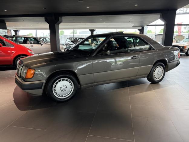 MERCEDES-BENZ Classe E Coupé 320 E/E 320 Coupé  