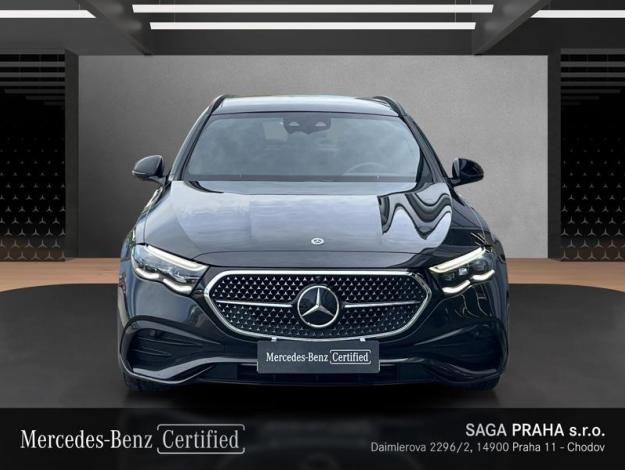 MERCEDES-BENZ E-Třída E 220 d 4MATIC kombi (8/21)