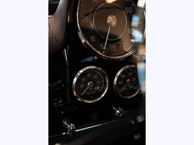 MERCEDES-BENZ 190 SL (W121) (10/14)