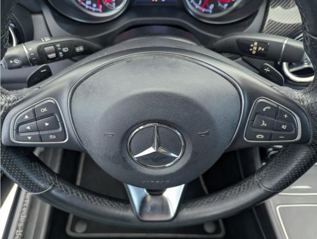 MERCEDES-BENZ GLA 200 Starlight Edition  