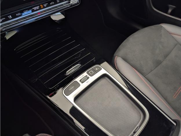 MERCEDES-BENZ CLA Coupé CLA 250 e Hybrid EQ Coupé AMG Line  