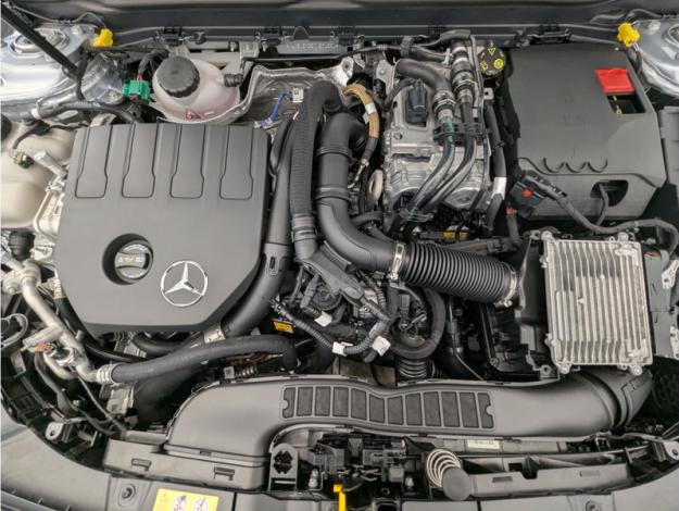 MERCEDES-BENZ CLA Coupé CLA 250 e Hybrid EQ Coupé AMG Line  