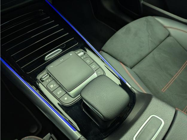 MERCEDES-BENZ Classe B 200 d AMG Line Edition  