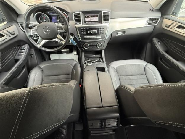 MERCEDES-BENZ Classe M ML 350  BlueTEC 4MATIC tout-terrain  