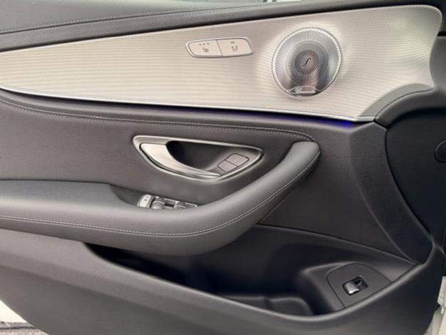 MERCEDES-BENZ Classe E Berline E 220 d  