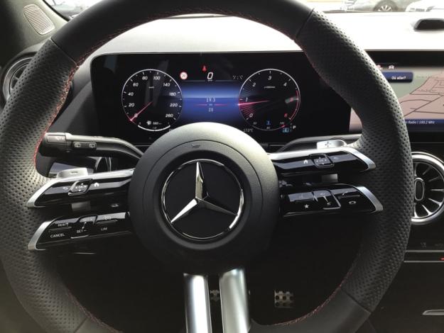 MERCEDES-BENZ GLA 200 d Edition 140  GLA 200 d Edition 140