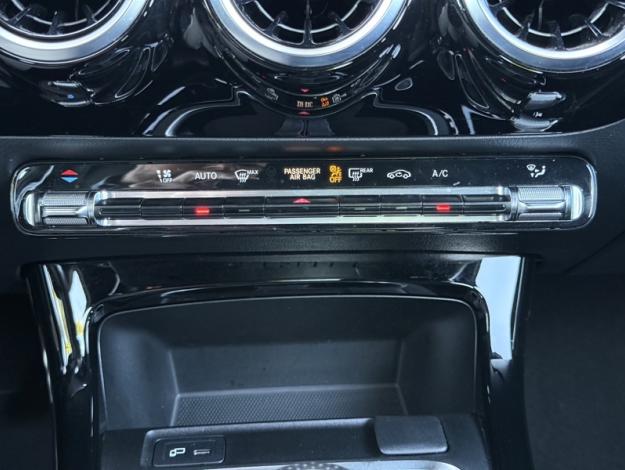 MERCEDES-BENZ Classe A 160 109ch AMG Line  