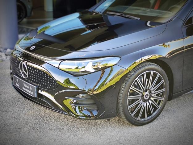 MERCEDES-BENZ CLA Coupé CLA 350 4MATIC avec technologie EQ AMG Line  CLA 350 4MATIC avec technologie EQ Limited Edition