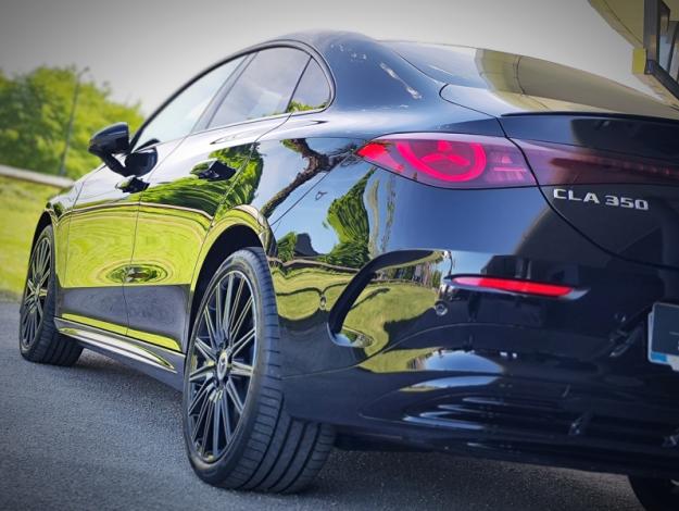 MERCEDES-BENZ CLA Coupé CLA 350 4MATIC avec technologie EQ AMG Line  CLA 350 4MATIC avec technologie EQ Limited Edition
