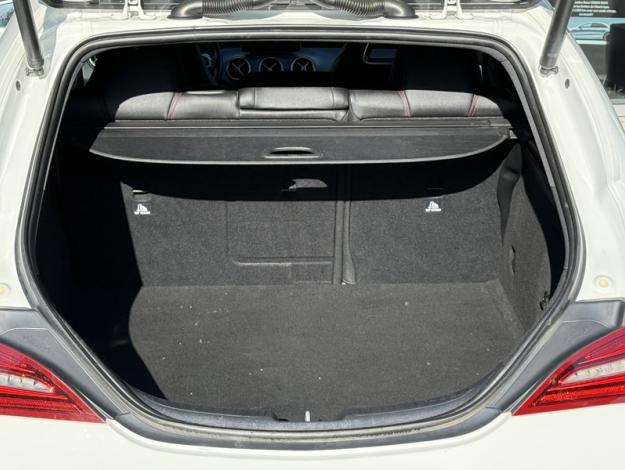 MERCEDES-BENZ CLA Shooting Brake CLA 200 d SB Launch Edition  Classe CLA SB/117 CLA 200D  DCTFL LAUN.SB