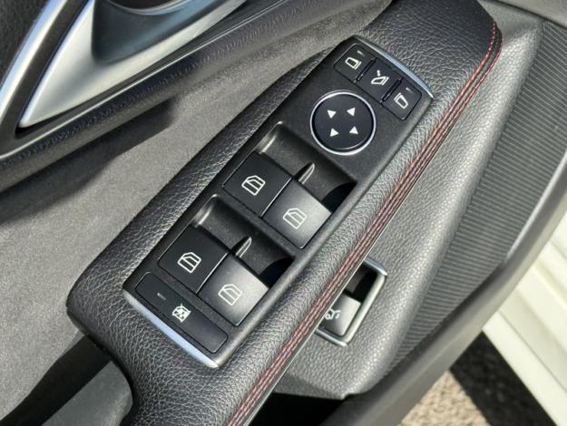 MERCEDES-BENZ CLA Shooting Brake CLA 200 d SB Launch Edition  Classe CLA SB/117 CLA 200D  DCTFL LAUN.SB