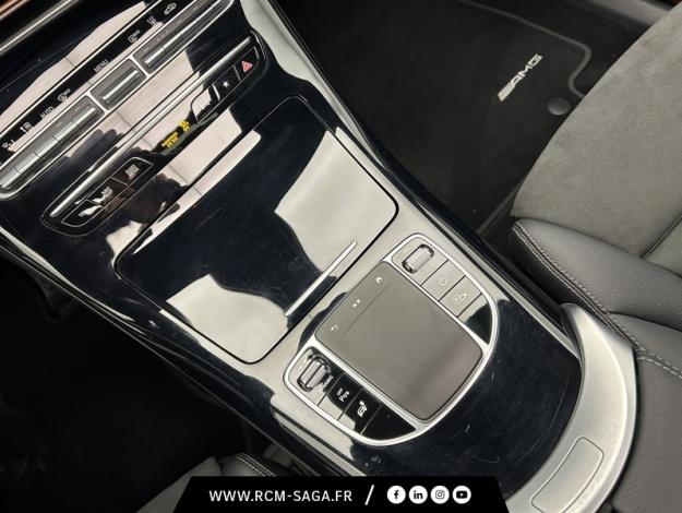 MERCEDES-BENZ EQC 400 4MATIC AMG line  