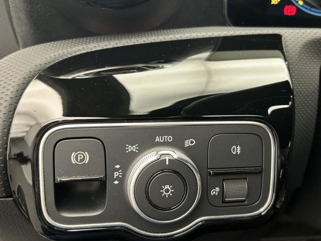 MERCEDES-BENZ Classe A 180 AMG Line  Classe A 180 AMG Line