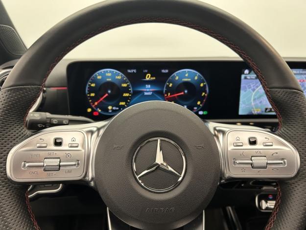 MERCEDES-BENZ Classe A 180 AMG Line  Classe A 180 AMG Line