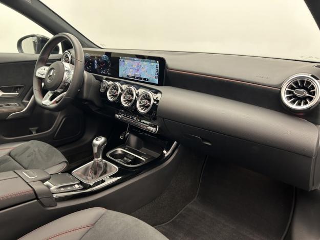 MERCEDES-BENZ Classe A 180 AMG Line  Classe A 180 AMG Line