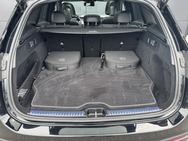 MERCEDES-BENZ GLC SUV GLC 300 e  Hybrid EQ 4MATIC AMG Line  