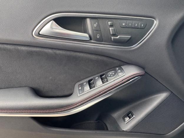 MERCEDES-BENZ CLA Coupé CLA 45 AMG 4MATIC Coupé  
