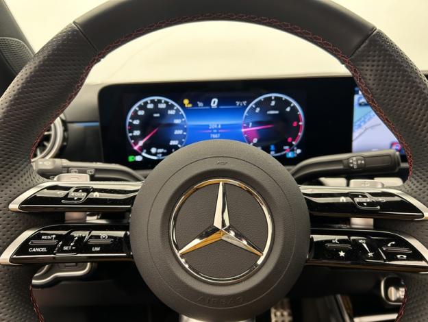 MERCEDES-BENZ Classe A 180 d AMG Line  