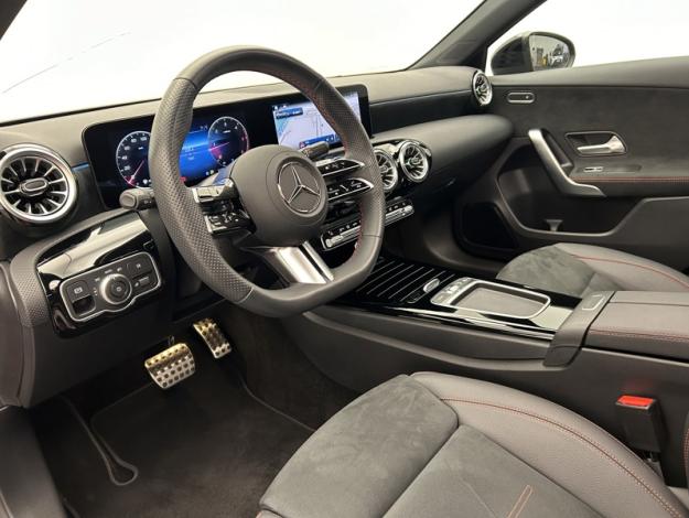 MERCEDES-BENZ Classe A 180 d AMG Line  