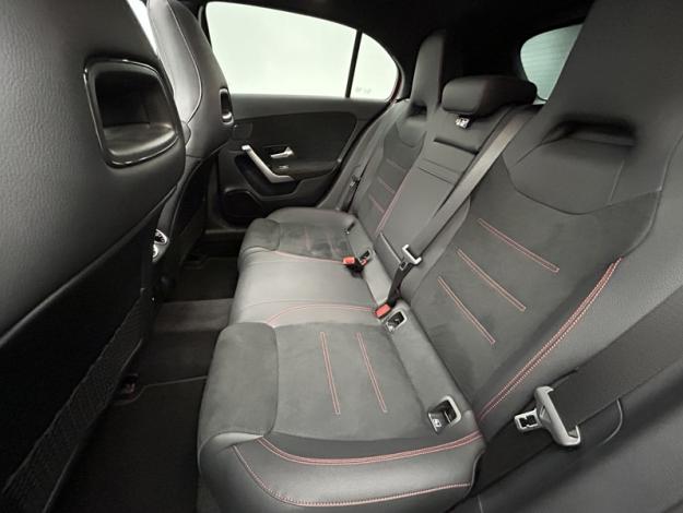 MERCEDES-BENZ Classe A 180 d AMG Line  