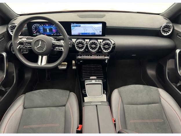 MERCEDES-BENZ Classe A 180 d AMG Line  