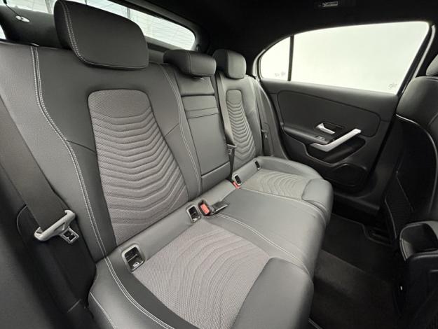 MERCEDES-BENZ Classe A 200 Progressive Line  