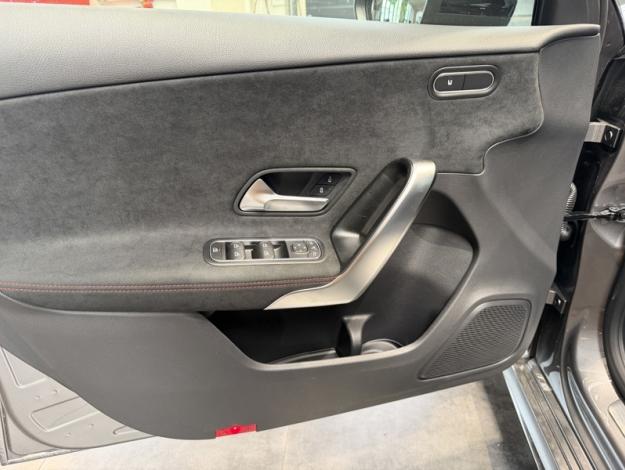 MERCEDES-BENZ Classe A A 180  A 180 Star Edition