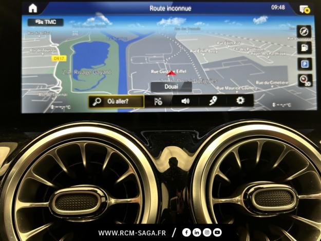 MERCEDES-BENZ GLA 200 d AMG Line  