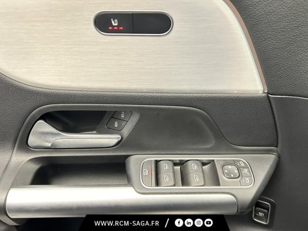 MERCEDES-BENZ GLA 200 d AMG Line  