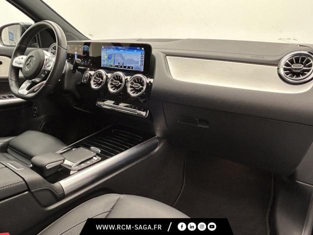 MERCEDES-BENZ GLA 200 d AMG Line  