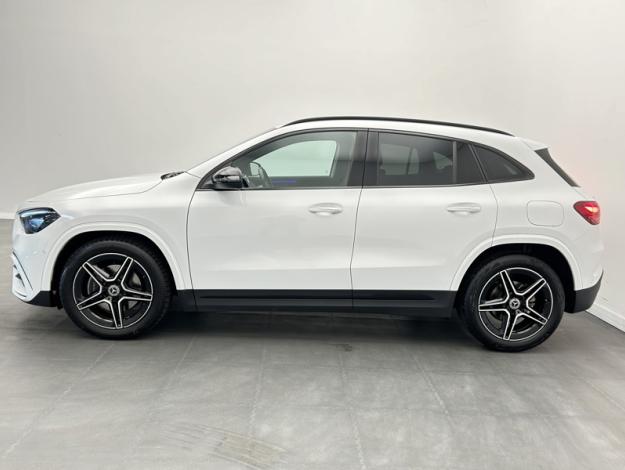 MERCEDES-BENZ GLA 200 d tout terrain  