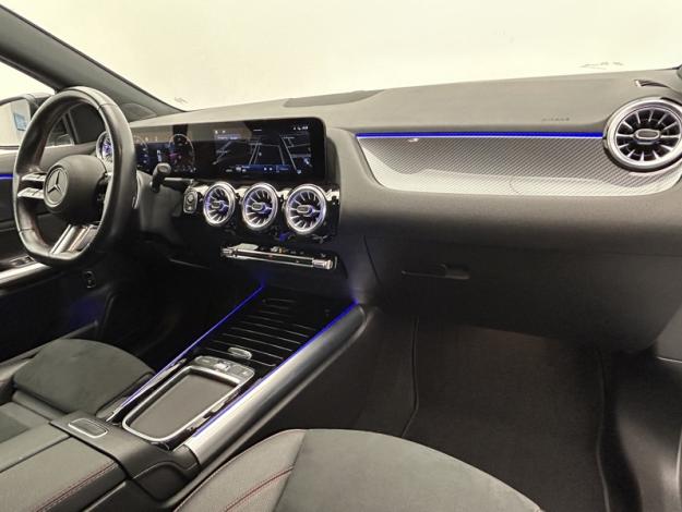 MERCEDES-BENZ GLA 200 d tout terrain  