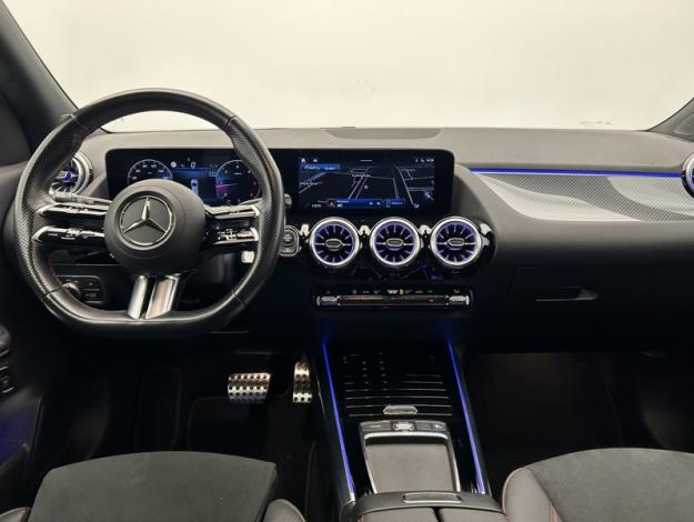 MERCEDES-BENZ GLA 200 d tout terrain  