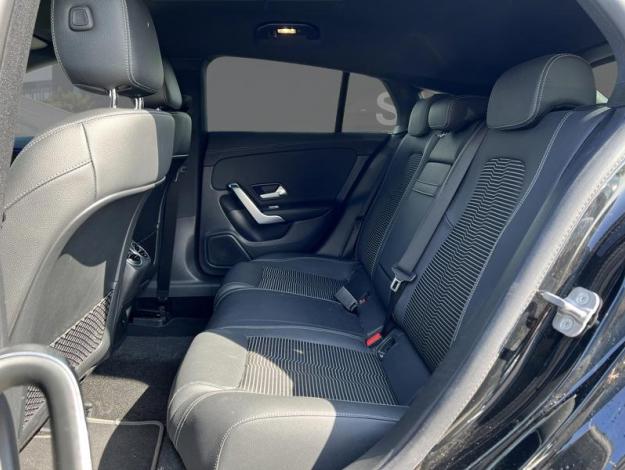 MERCEDES-BENZ CLA-Klasse CLA 180 Shooting Brake