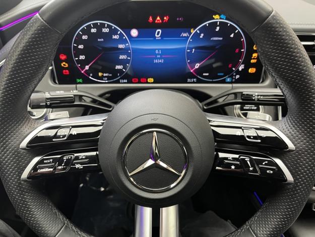 MERCEDES-BENZ Classe E Berline Classe E 220 d AMG Line Berline  Classe E 220 d AMG Line Berline