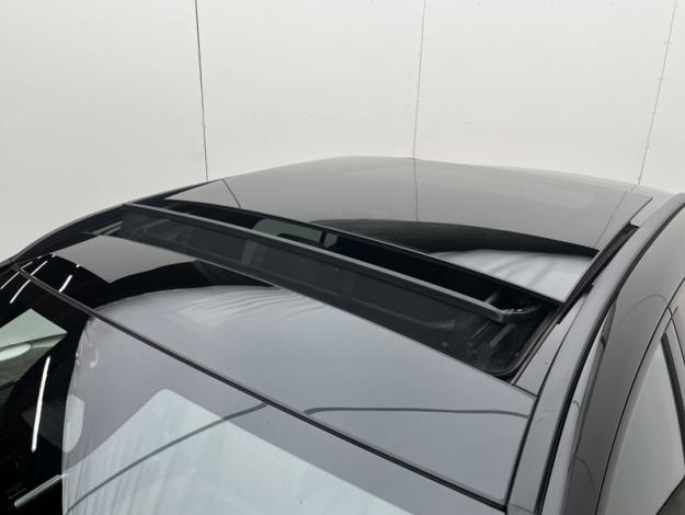 MERCEDES-BENZ GLA 200 AMG Line  