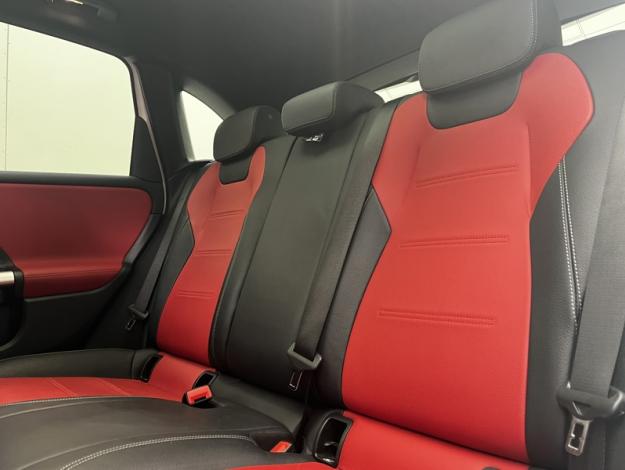 MERCEDES-BENZ Classe B 200 d AMG Line  