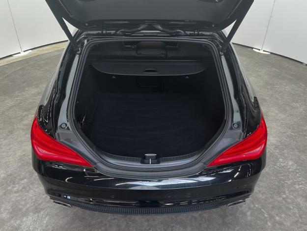 MERCEDES-BENZ CLA Shooting Brake CLA 220 CDI Fascination  