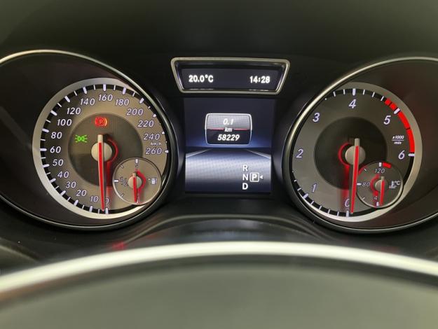 MERCEDES-BENZ CLA Shooting Brake CLA 220 CDI Fascination  