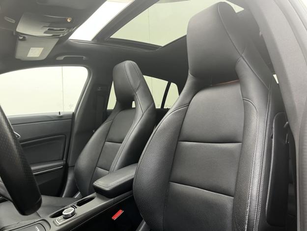 MERCEDES-BENZ CLA Shooting Brake CLA 220 CDI Fascination  