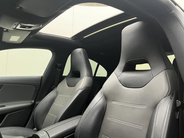 MERCEDES-BENZ CLA Coupé CLA 200 Coupé AMG Line  