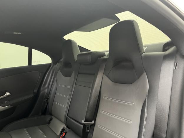 MERCEDES-BENZ CLA Coupé CLA 200 Coupé AMG Line  
