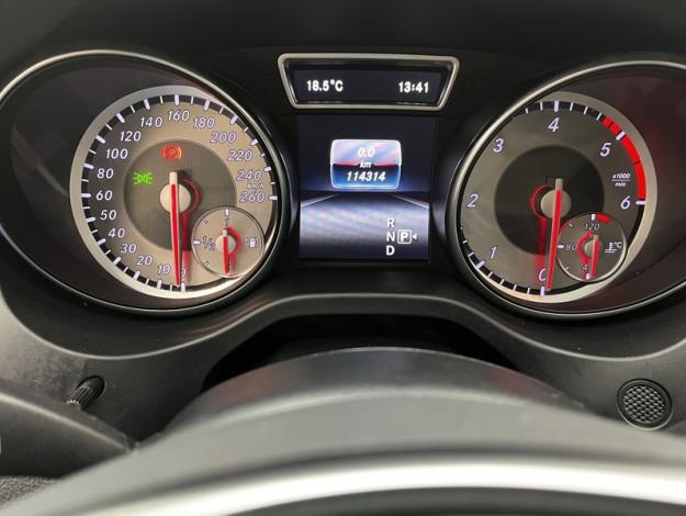 MERCEDES-BENZ GLA 200 d  