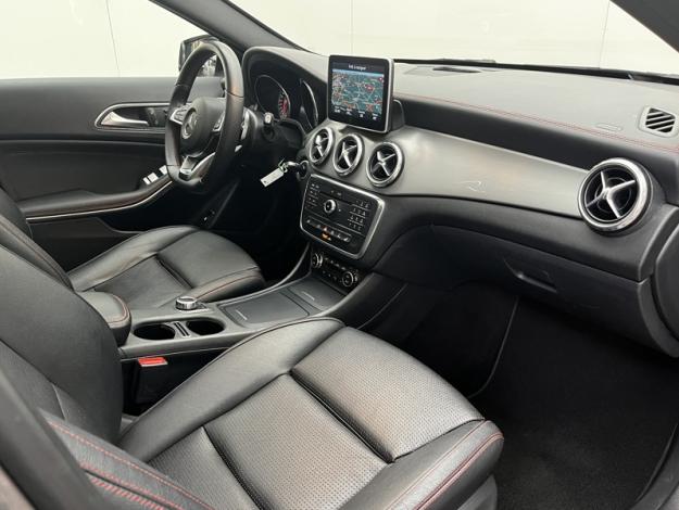 MERCEDES-BENZ GLA 200 d  