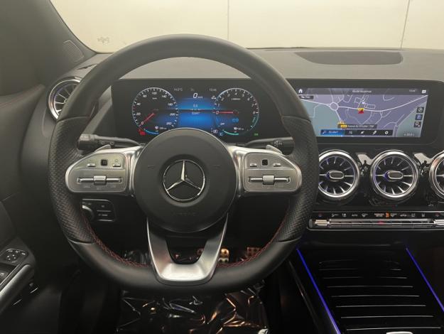 MERCEDES-BENZ GLA 250 e AMG Line  