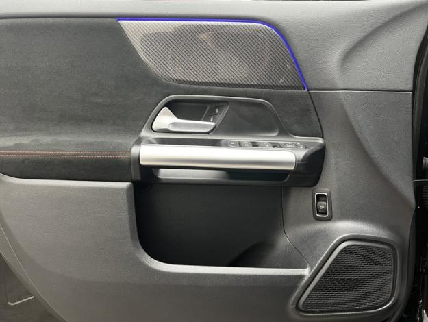 MERCEDES-BENZ GLA 200 d AMG Line  