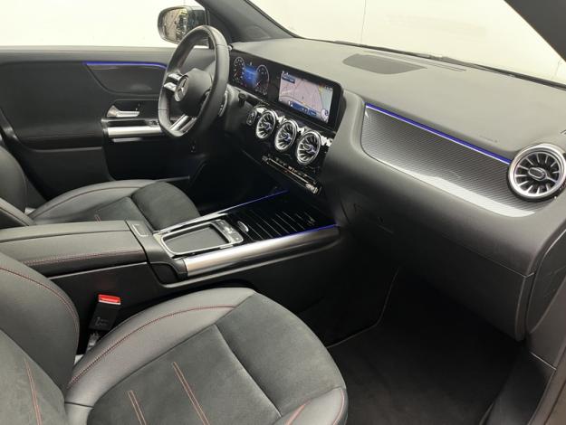 MERCEDES-BENZ GLA 200 d AMG Line  