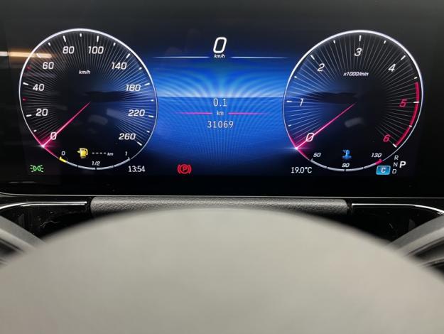 MERCEDES-BENZ GLA 200 d AMG Line  