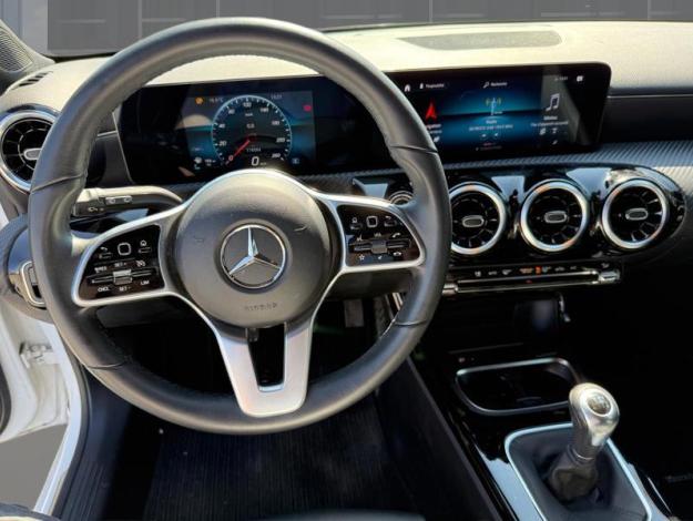 MERCEDES-BENZ A-Klasse A 180 d